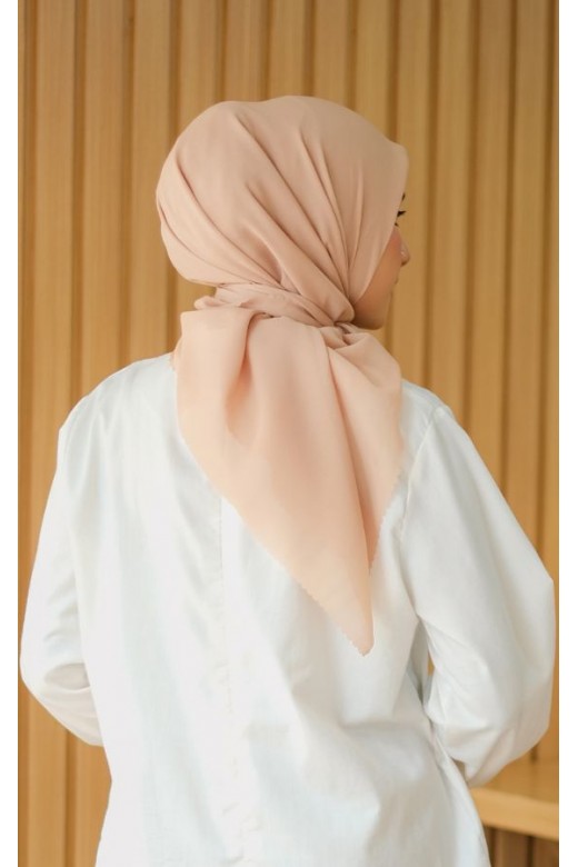 Hijab Segi 4 Double Haikon Lasercut Tan